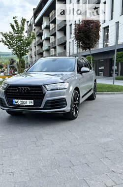 Внедорожник / Кроссовер Audi Q7 2016 в Тячеве