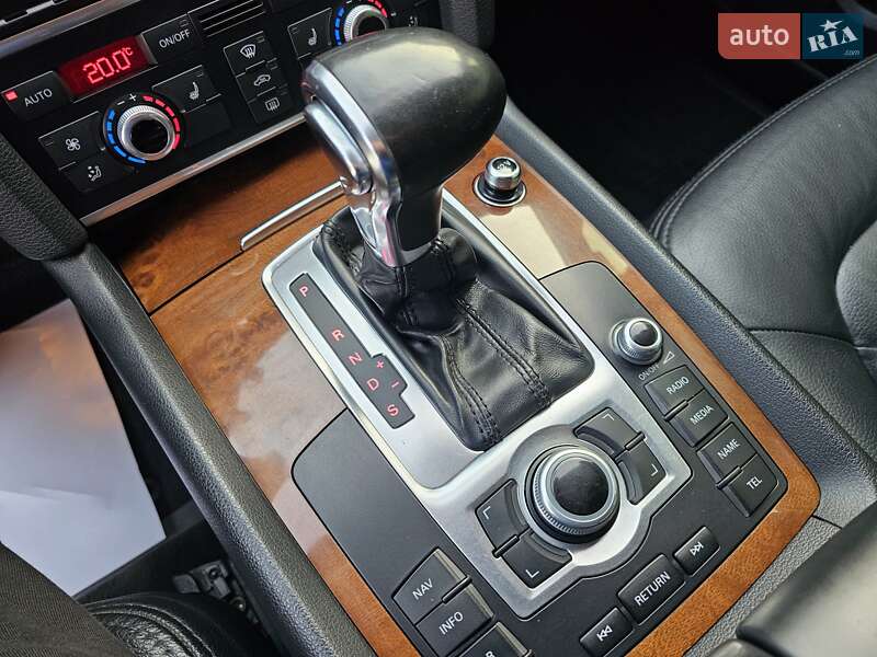 Позашляховик / Кросовер Audi Q7 2012 в Коломиї