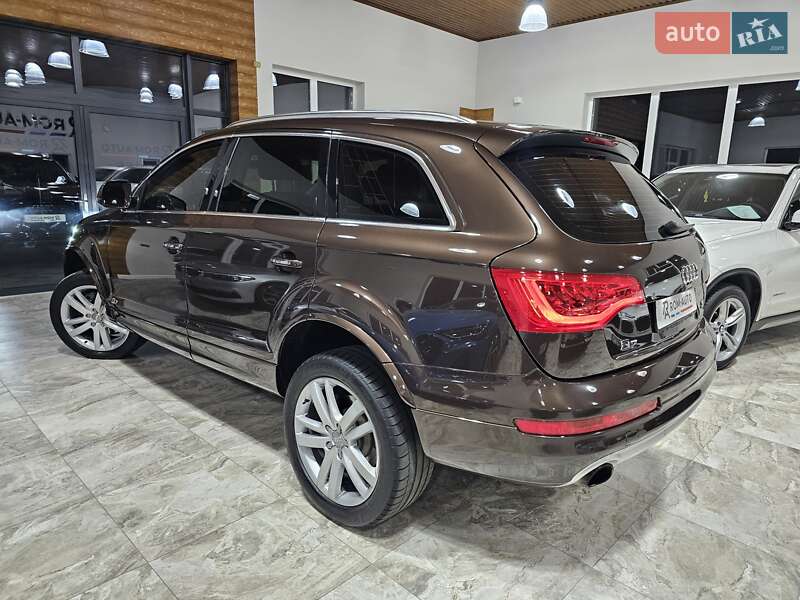 Позашляховик / Кросовер Audi Q7 2012 в Коломиї