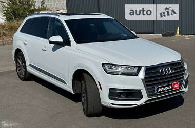 Внедорожник / Кроссовер Audi Q7 2016 в Киеве