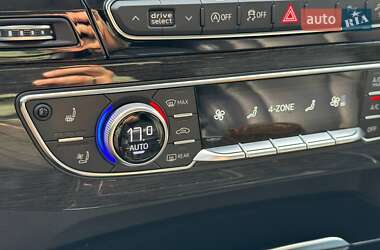 Внедорожник / Кроссовер Audi Q7 2017 в Киеве