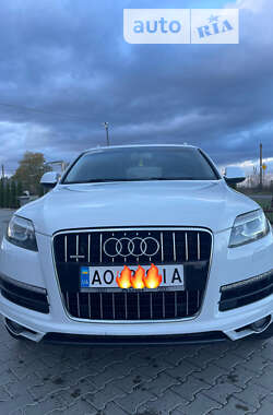 Внедорожник / Кроссовер Audi Q7 2012 в Ужгороде