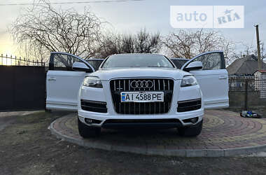 Позашляховик / Кросовер Audi Q7 2015 в Решетилівці