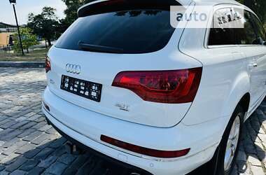 Внедорожник / Кроссовер Audi Q7 2014 в Киеве