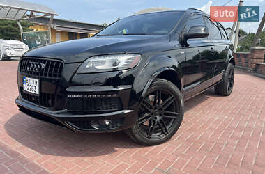 Позашляховик / Кросовер Audi Q7 2014 в 