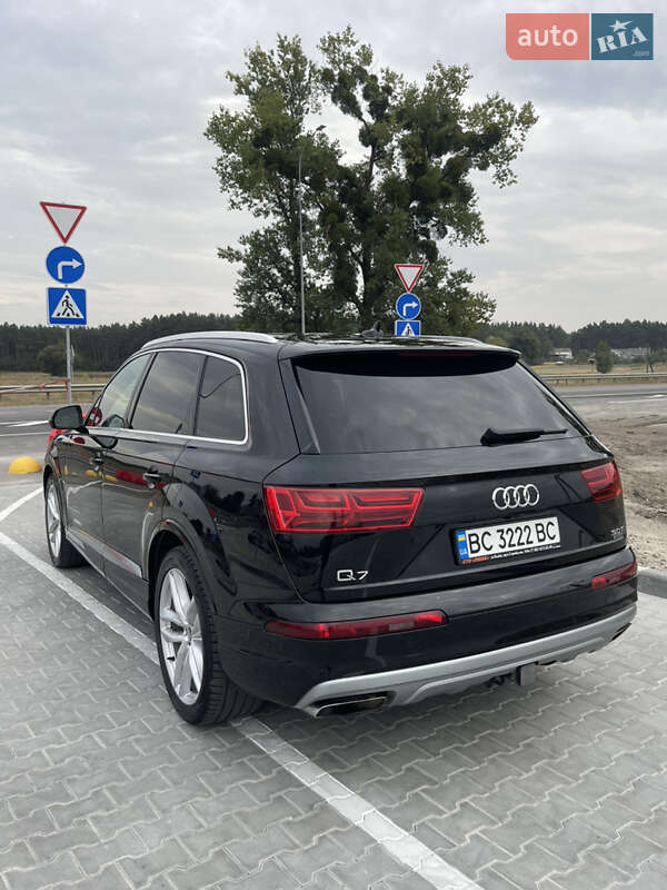 Позашляховик / Кросовер Audi Q7 2017 в Бродах