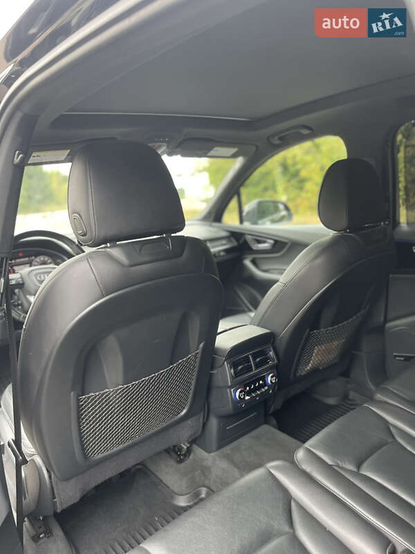 Позашляховик / Кросовер Audi Q7 2017 в Бродах