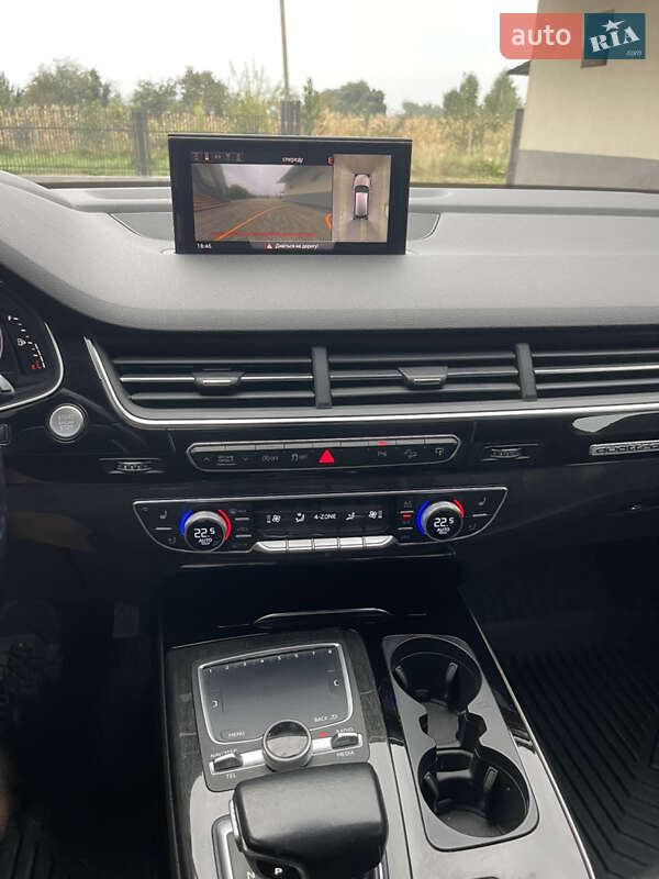 Позашляховик / Кросовер Audi Q7 2017 в Бродах