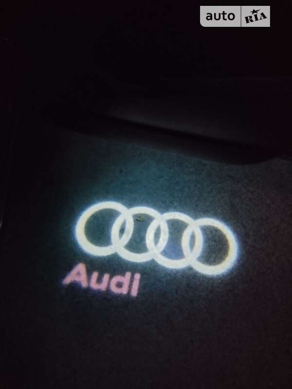 Позашляховик / Кросовер Audi Q7 2013 в Рівному фото 31 Позашляховик / Кросовер Audi Q7 2013 в Рівному