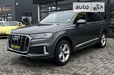 Позашляховик / Кросовер Audi Q7 2020 в Мукачевому