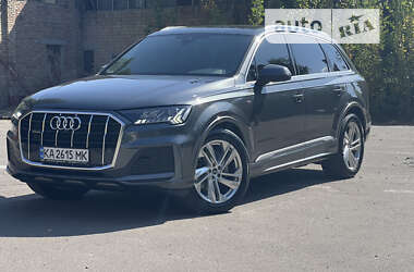 Позашляховик / Кросовер Audi Q7 2022 в Києві