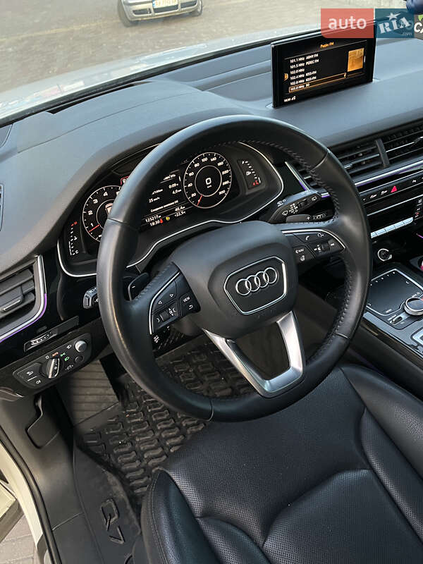 Позашляховик / Кросовер Audi Q7 2018 в Харкові