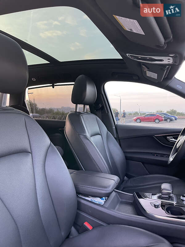 Позашляховик / Кросовер Audi Q7 2018 в Харкові