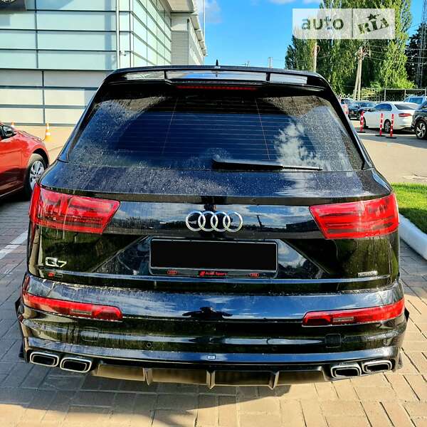 Позашляховик / Кросовер Audi Q7 2016 в Києві фото 25 Позашляховик / Кросовер Audi Q7 2016 в Києві