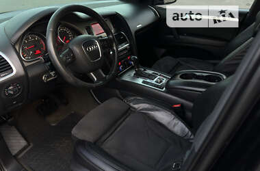 Внедорожник / Кроссовер Audi Q7 2006 в Черновцах