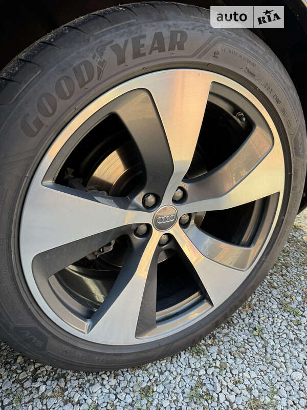 Внедорожник / Кроссовер Audi Q7 2015 в Хотине фото 18 Внедорожник / Кроссовер Audi Q7 2015 в Хотине