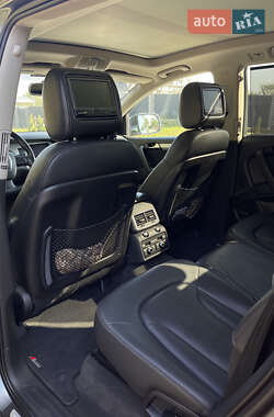 Внедорожник / Кроссовер Audi Q7 2011 в 