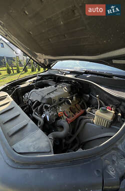 Внедорожник / Кроссовер Audi Q7 2011 в 