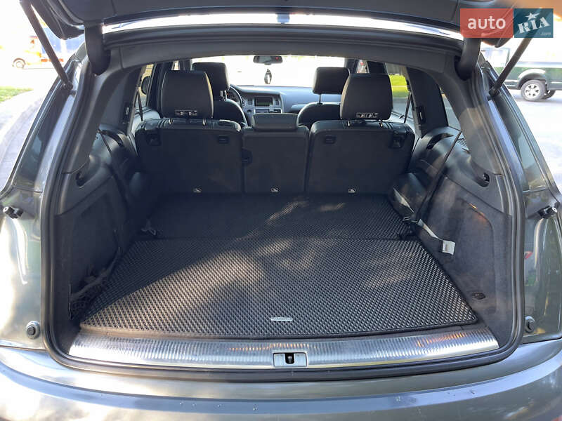 Внедорожник / Кроссовер Audi Q7 2014 в Виннице