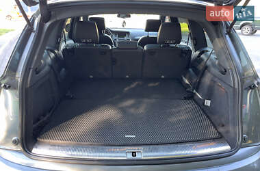 Внедорожник / Кроссовер Audi Q7 2014 в 