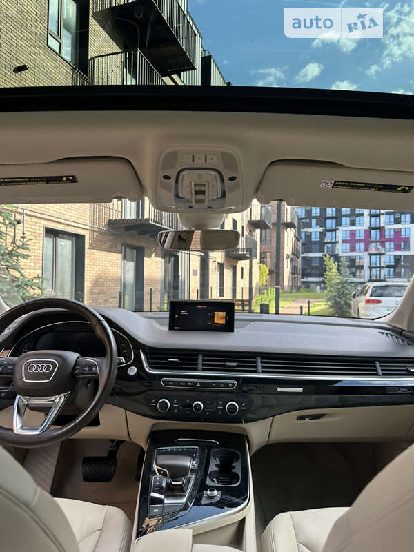 Внедорожник / Кроссовер Audi Q7 2016 в Ивано-Франковске