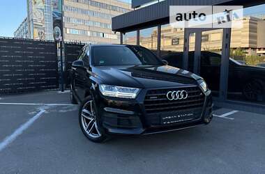 Внедорожник / Кроссовер Audi Q7 2018 в Киеве