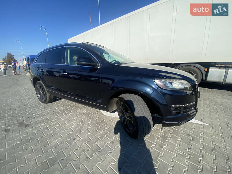 Внедорожник / Кроссовер Audi Q7 2010 в Тернополе