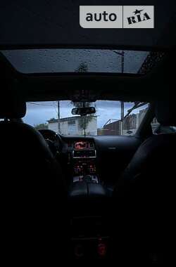 Позашляховик / Кросовер Audi Q7 2009 в 
