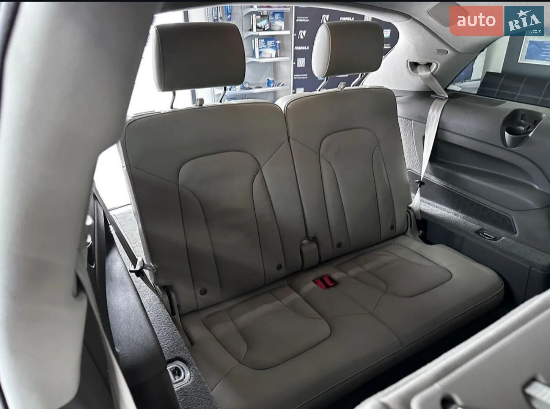 2010 Audi Q7 - мініатюра 8