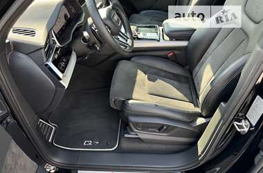 Внедорожник / Кроссовер Audi Q7 2020 в Киеве