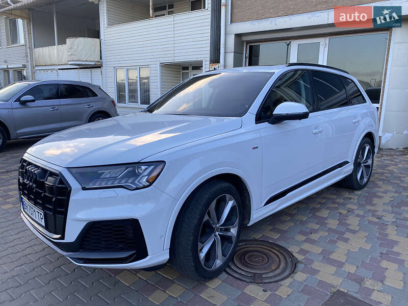 Позашляховик / Кросовер Audi Q7 2020 в Одесі