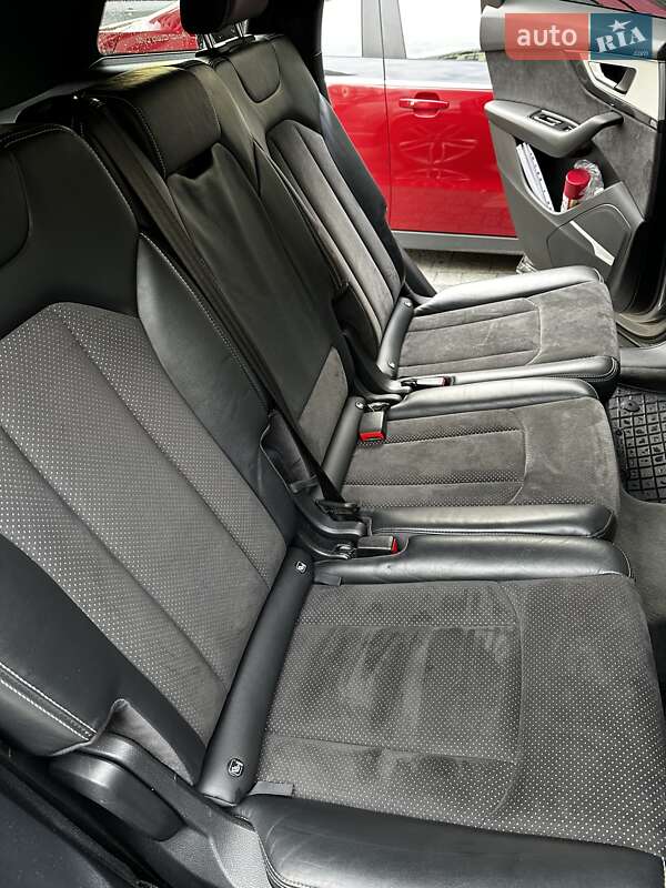 Внедорожник / Кроссовер Audi Q7 2017 в Львове фото 12 Внедорожник / Кроссовер Audi Q7 2017 в Львове