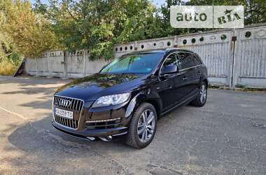 Позашляховик / Кросовер Audi Q7 2012 в Києві