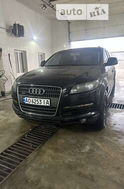 Внедорожник / Кроссовер Audi Q7 2007 в Ганичах