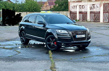 Внедорожник / Кроссовер Audi Q7 2015 в Ужгороде