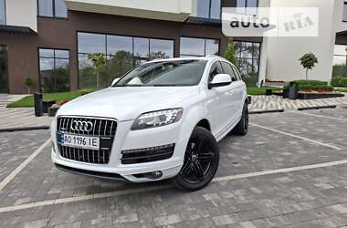 Позашляховик / Кросовер Audi Q7 2014 в Ужгороді