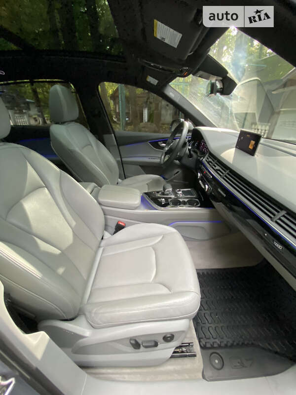 Позашляховик / Кросовер Audi Q7 2018 в Івано-Франківську фото 26 Позашляховик / Кросовер Audi Q7 2018 в Івано-Франківську