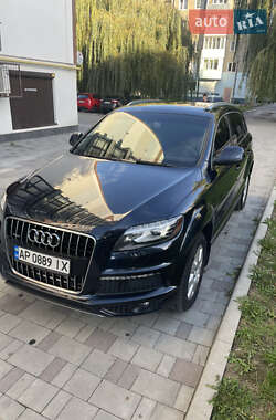 Позашляховик / Кросовер Audi Q7 2011 в 