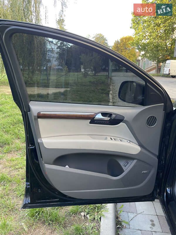 Внедорожник / Кроссовер Audi Q7 2011 в Запорожье