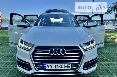 Внедорожник / Кроссовер Audi Q7 2018 в Киеве