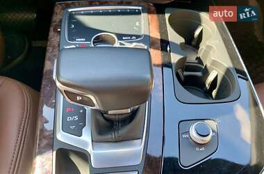 Внедорожник / Кроссовер Audi Q7 2018 в 