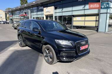 Позашляховик / Кросовер Audi Q7 2014 в 
