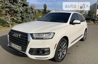 Позашляховик / Кросовер Audi Q7 2019 в Києві