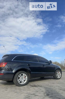 Внедорожник / Кроссовер Audi Q7 2007 в Львове