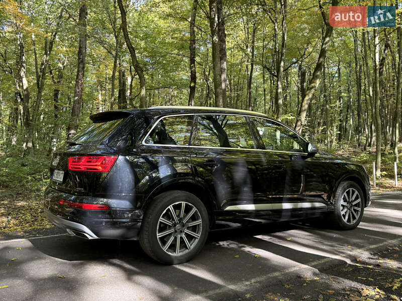 Внедорожник / Кроссовер Audi Q7 2016 в Львове