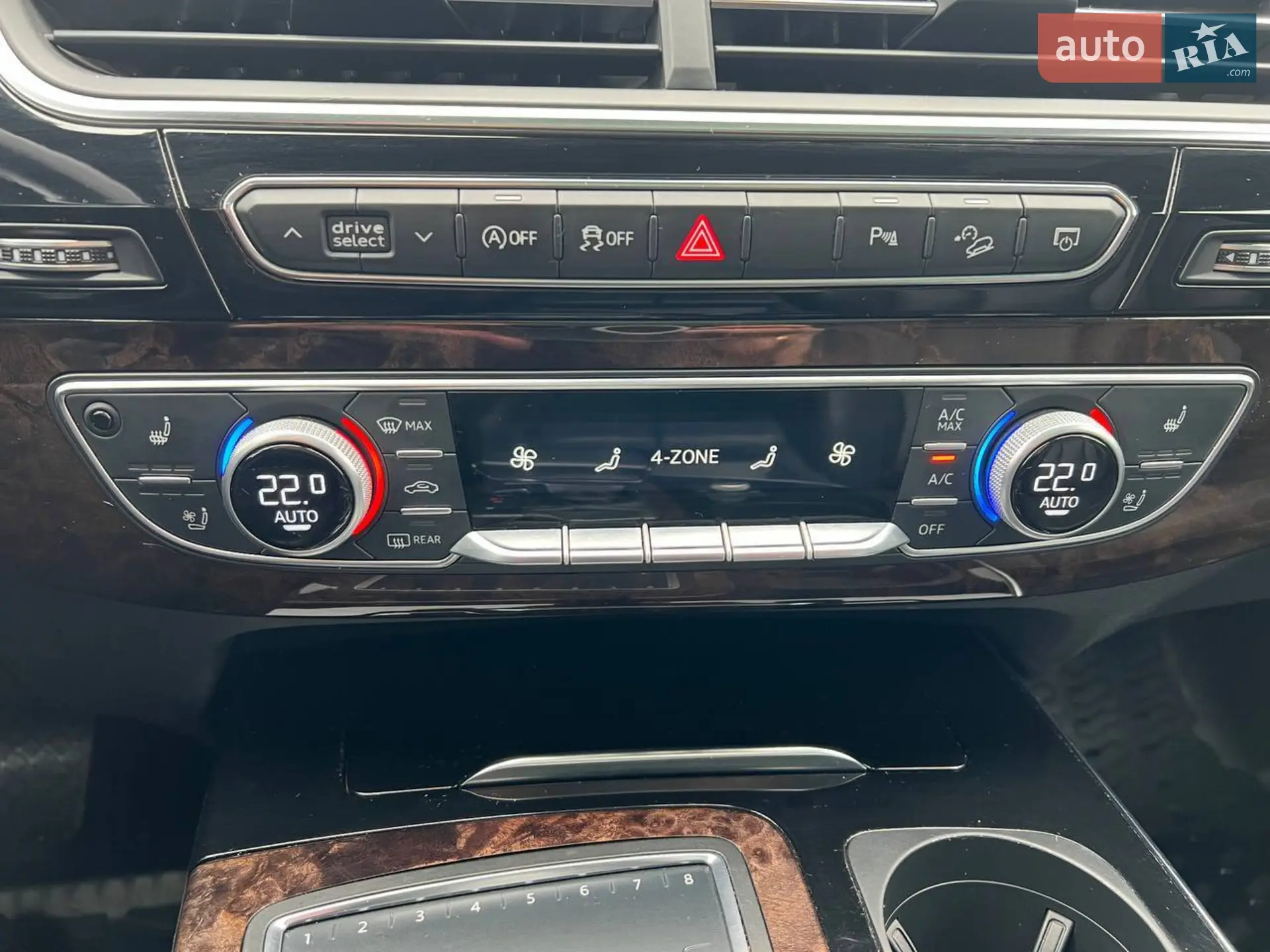 2017 Audi Q7 - мініатюра 32