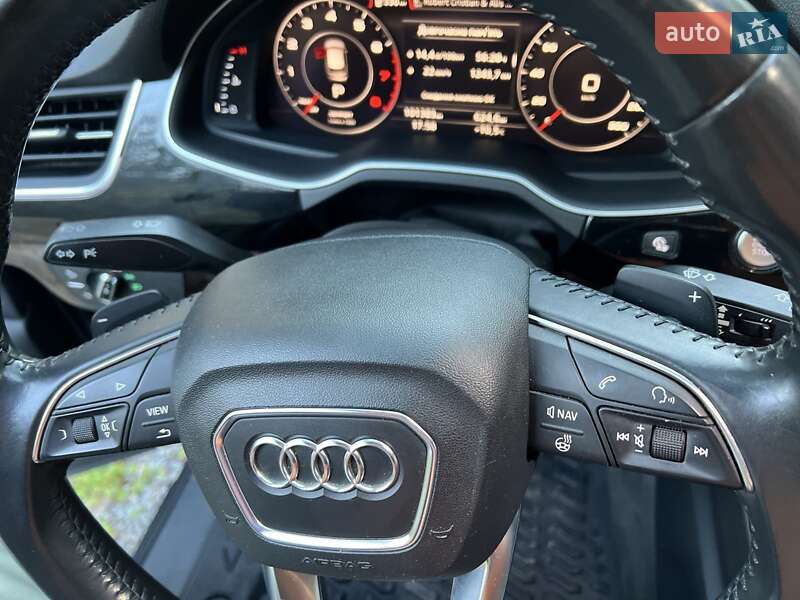 Внедорожник / Кроссовер Audi Q7 2017 в Львове
