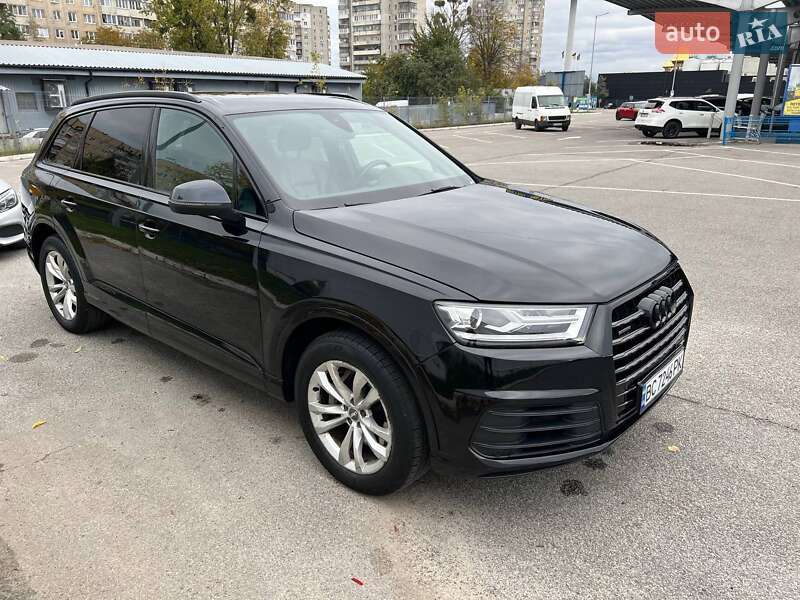Внедорожник / Кроссовер Audi Q7 2017 в Львове
