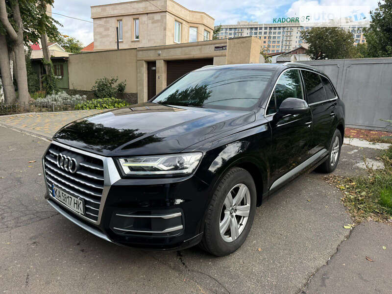 Позашляховик / Кросовер Audi Q7 2017 в Харкові