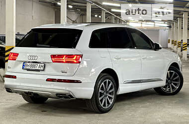 Внедорожник / Кроссовер Audi Q7 2015 в Одессе